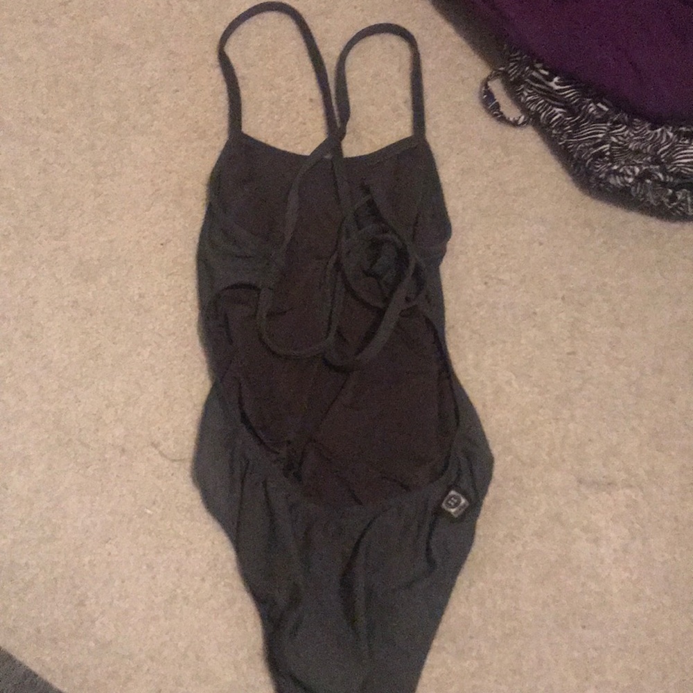 Jolyn Tie-Back Onesie Size 26